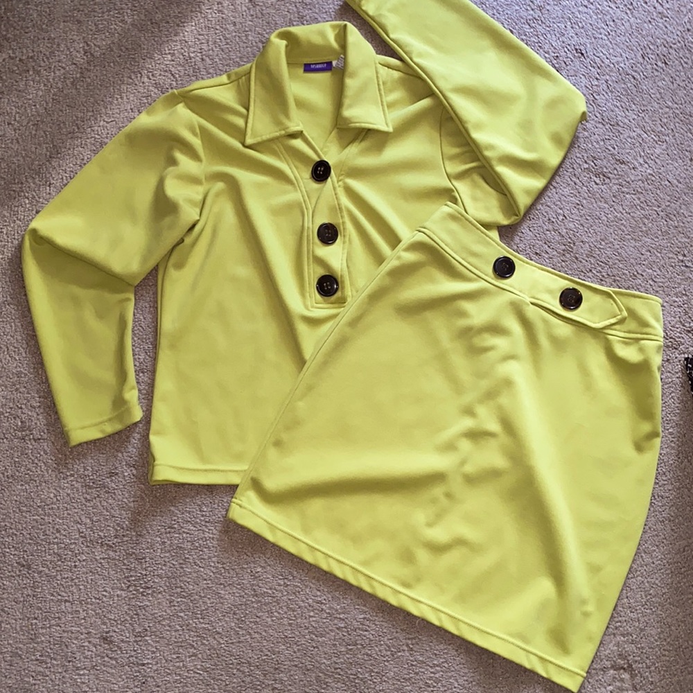 Resource Skirt Set - Chartreuse/ brown buttons